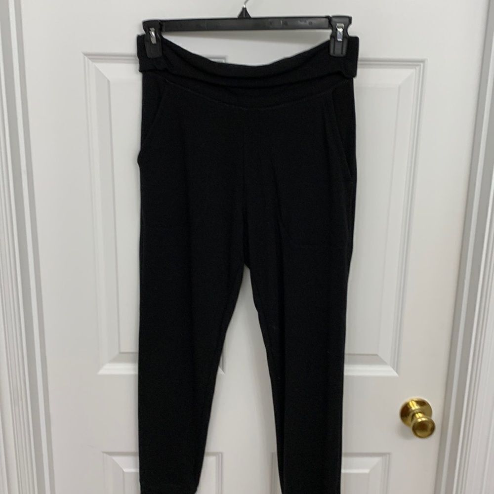 Get after it size small black pocketed & cuffed lounge pants